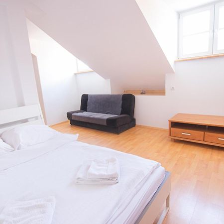 Podwale Str Large Flat In The Heart Of Old Town Apartment Варшава Екстериор снимка